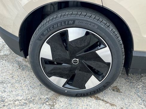 New 2026 Volvo EX30 Plus image 6