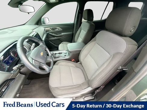 Used 2023 Chevrolet Traverse LT AWD/4WD image 29