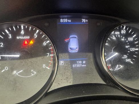Used 2019 Nissan Rogue Sport S FWD image 4
