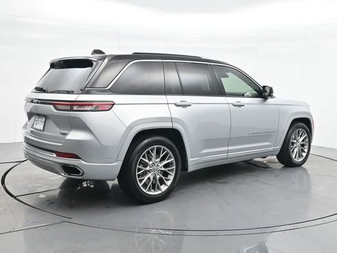 Used 2022 Jeep Grand Cherokee Summit w/ Advanced Protech Group IV image 7