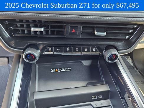 Used 2025 Chevrolet Suburban Z71 AWD/4WD image 25