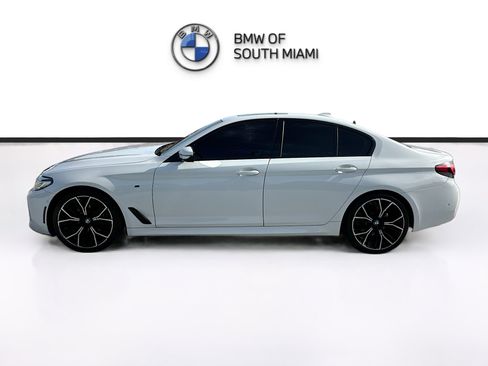 Used 2021 BMW 540i w/ M Sport Package RWD image 4