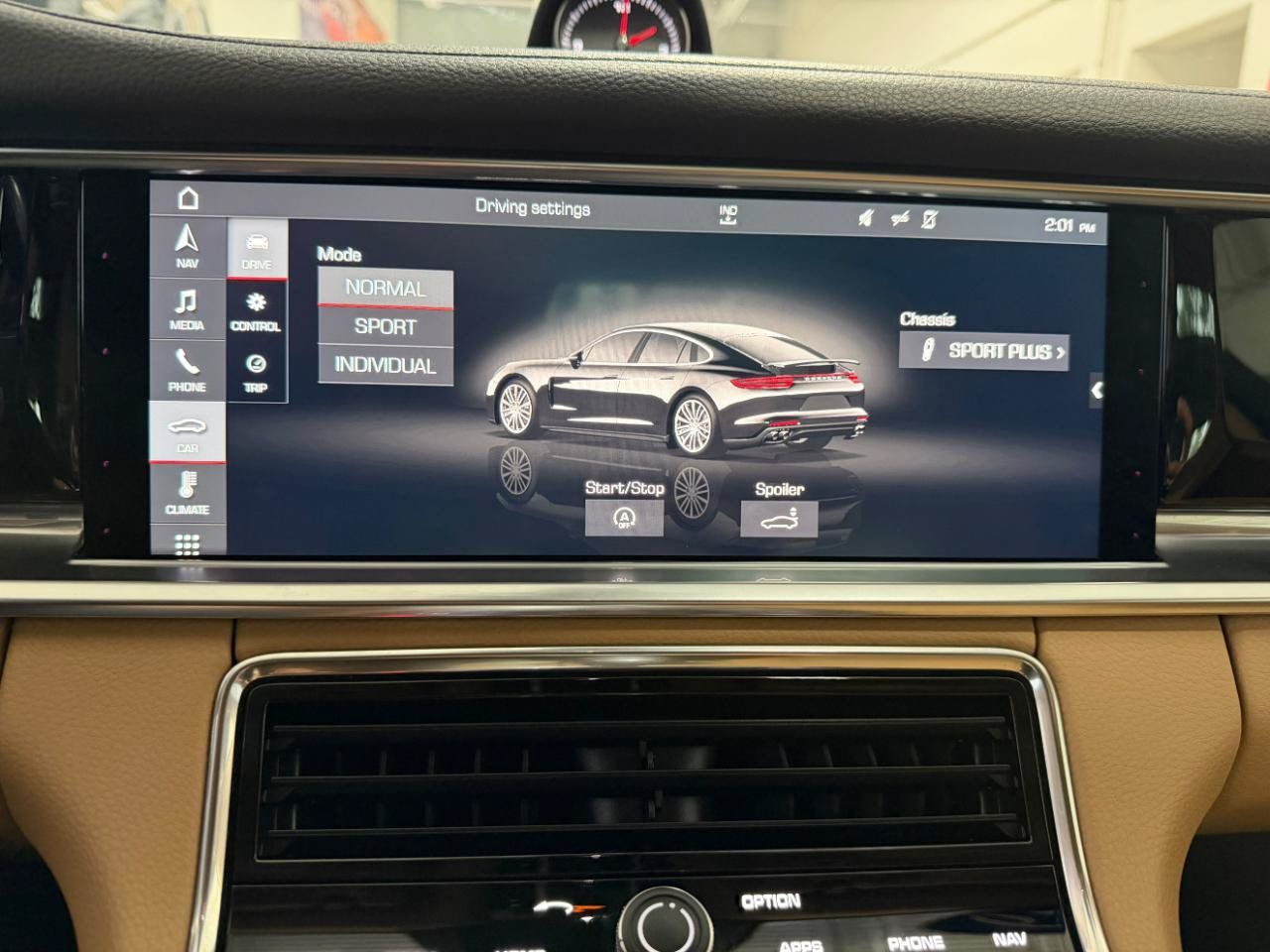 Used 2018 Porsche Panamera 4S AWD/4WD image 38
