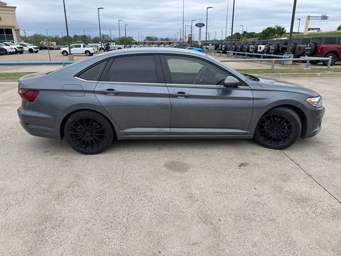 Used 2020 Volkswagen Jetta S w/ Driver Assistance Package image 17