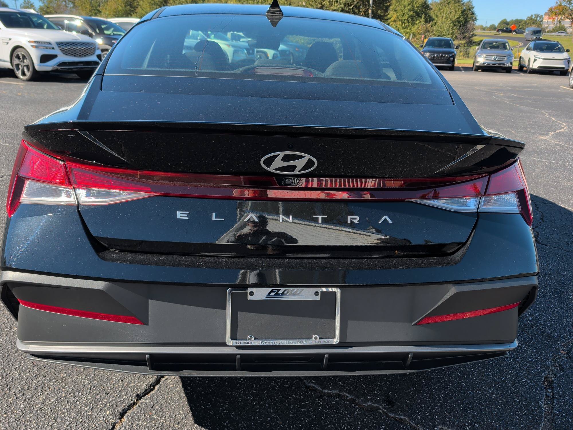 Certified 2025 Hyundai Elantra Sport FWD image 14