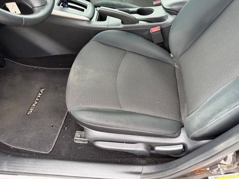 Used 2019 Nissan Sentra S FWD image 23