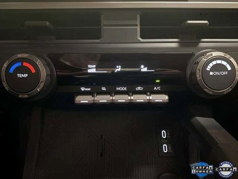 Used 2025 Toyota Tacoma SR5 image 45