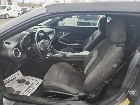 Used 2021 Chevrolet Camaro LT RWD image 9