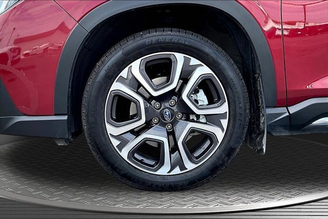Used 2023 Subaru Ascent Limited AWD/4WD image 34