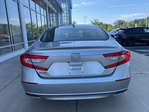 Used 2018 Honda Accord EX image 6