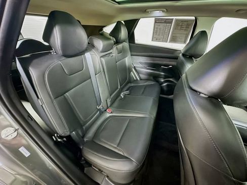 Certified 2025 Hyundai Tucson SEL AWD/4WD image 33