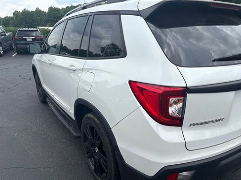 Used 2021 Honda Passport Sport image 9