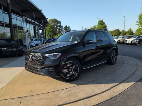 Used 2026 Mercedes-Benz GLE 450 4MATIC image 1