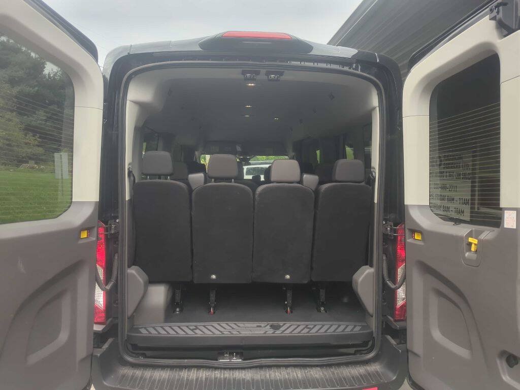 Used 2025 Ford Transit 350 XLT RWD image 26
