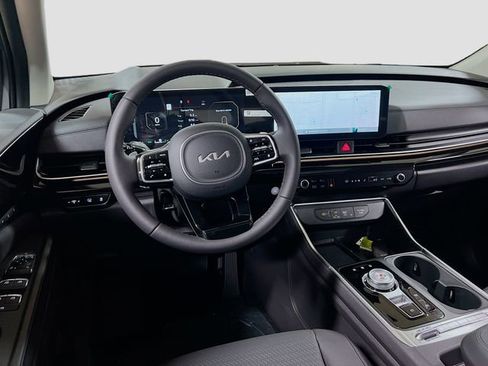 New 2026 Kia Carnival SX Prestige image 24