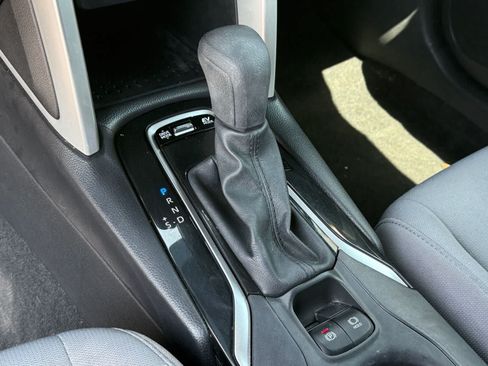 Used 2025 Toyota Corolla Cross AWD Hybrid image 22