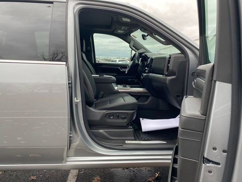 New 2026 Chevrolet Silverado 3500 LTZ w/ LTZ Premium Package image 11