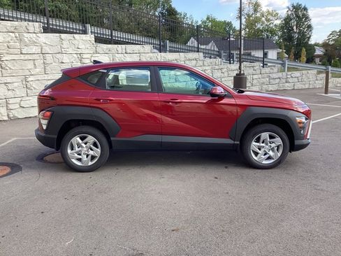 New 2026 Hyundai Kona SE image 8