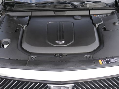 Certified 2024 Cadillac Lyriq Luxury w/ LPO, Floor Liner Package image 10