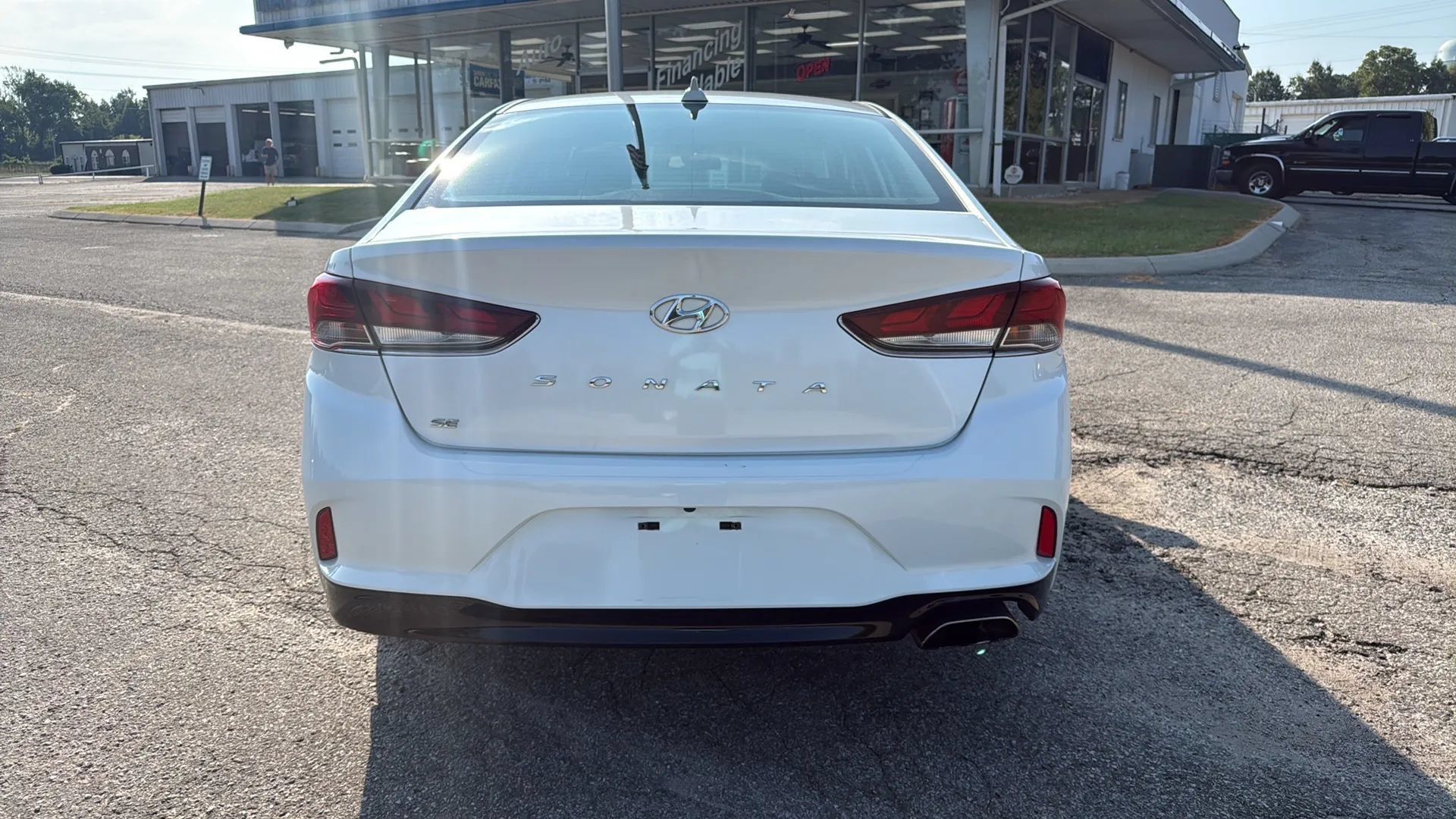 Used 2018 Hyundai Sonata SE FWD image 4