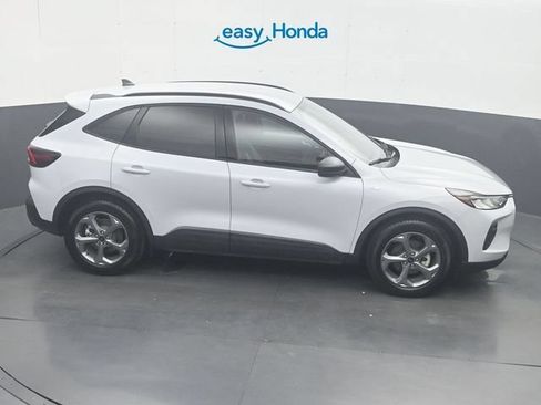 Used 2025 Ford Escape ST-Line FWD image 26