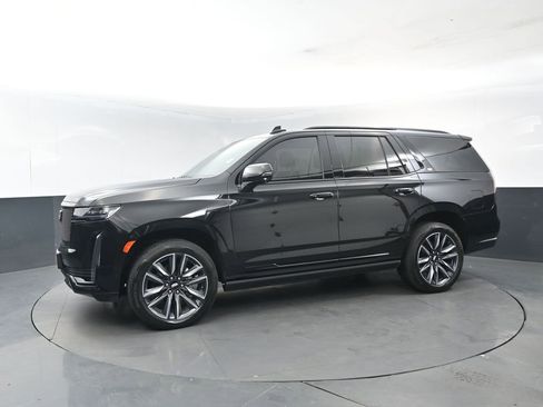 Used 2022 Cadillac Escalade Sport image 2