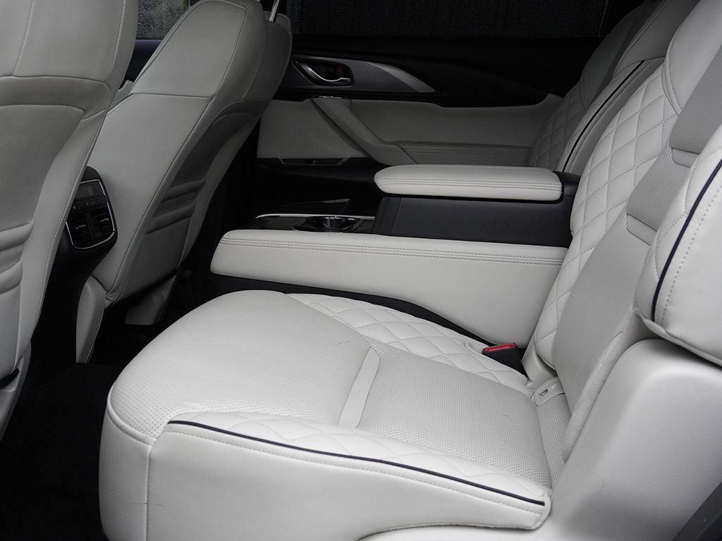 Used 2023 MAZDA CX-9 Signature AWD/4WD image 35