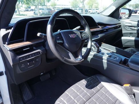 Used 2020 Chevrolet Equinox LT FWD image 10