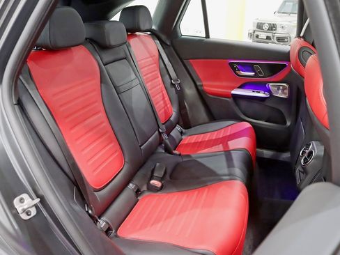 Used 2024 Mercedes-Benz GLC 43 AMG 4MATIC image 30