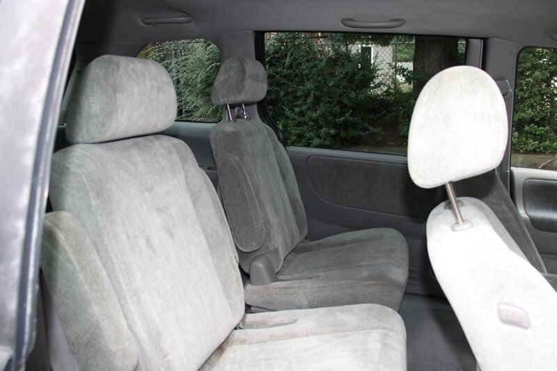Used 2000 MAZDA MPV ES FWD image 6
