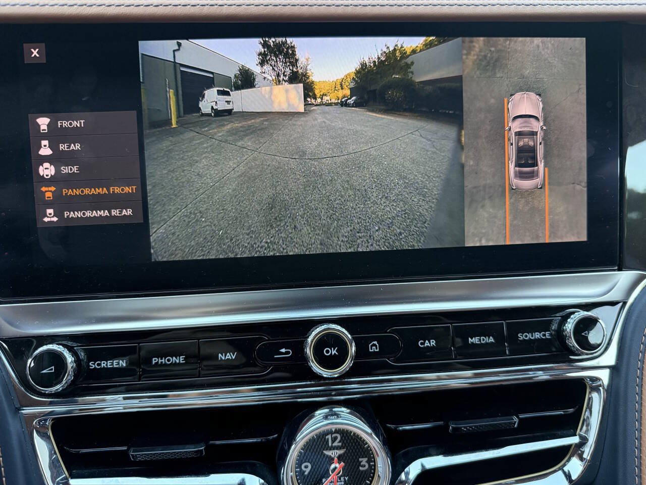 Used 2022 Bentley Flying Spur V8 AWD/4WD image 45
