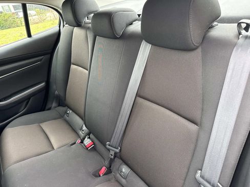 Used 2021 MAZDA MAZDA3 s FWD image 13