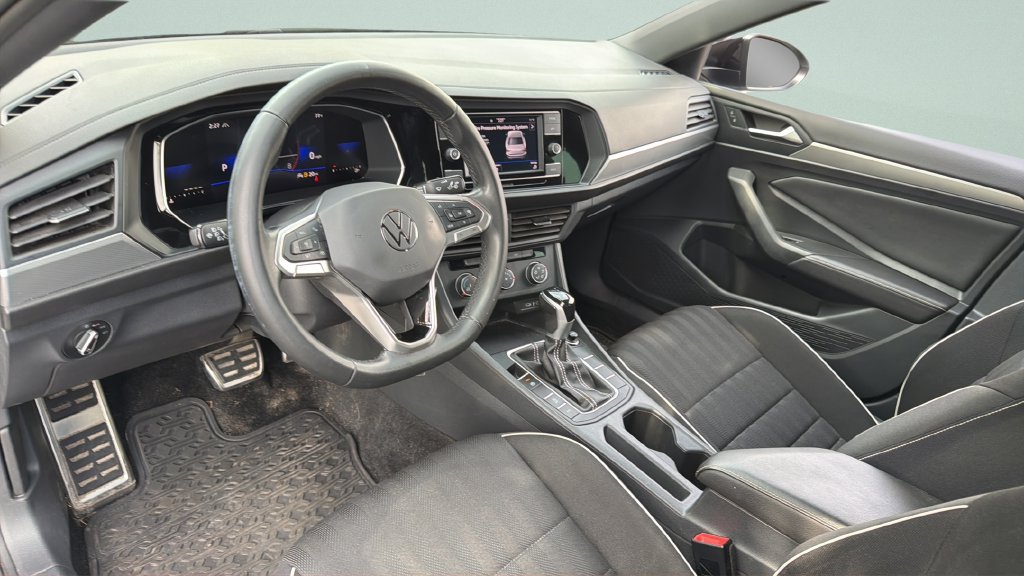 Used 2023 Volkswagen Jetta Sport FWD image 29