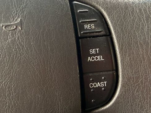 Used 2008 Ford E-350 and Econoline 350 XLT RWD image 21