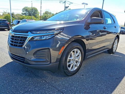 Certified 2022 Chevrolet Equinox LS image 3