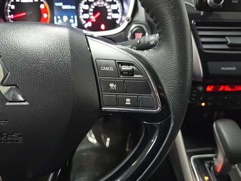 Used 2025 Mitsubishi Eclipse Cross SE AWD/4WD image 23