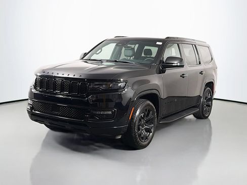 Used 2024 Jeep Wagoneer Series II AWD/4WD image 3