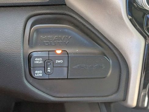 Used 2021 RAM 2500 Laramie w/ Body Color Bumper Group AWD/4WD image 27