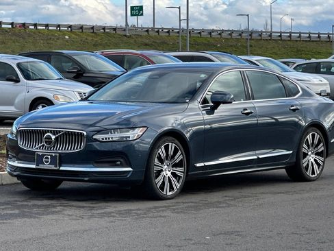 Used 2025 Volvo S90 B6 Plus w/ Protection Package Premier AWD/4WD image 7
