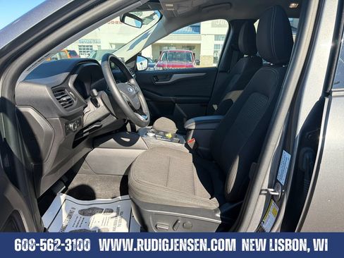 Used 2024 Ford Escape Active w/ Tech Pack #1 AWD/4WD image 9