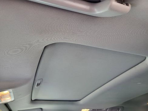 Used 2017 Toyota Highlander XLE AWD/4WD image 28