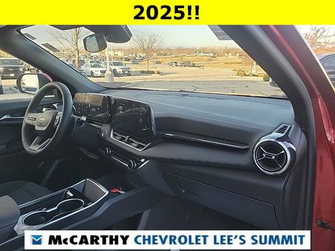 Certified 2025 Chevrolet Equinox LT image 16