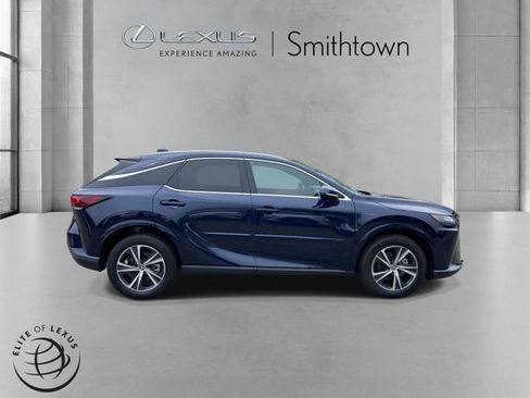 Used 2024 Lexus RX 350 Premium w/ Accessory Package (Z1) AWD/4WD image 4
