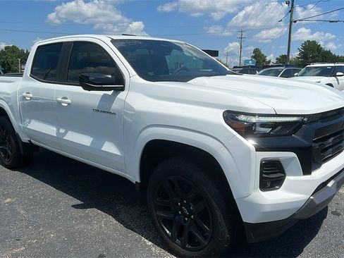 New 2025 Chevrolet Colorado Z71 w/ Technology Package image 3