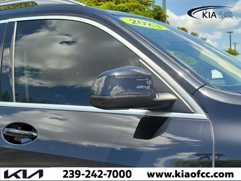 Used 2023 BMW X7 xDrive40i AWD/4WD image 8