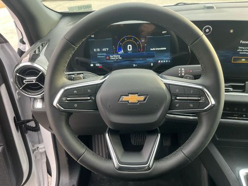 New 2026 Chevrolet Equinox LT w/ Safety and Technology Package image 14
