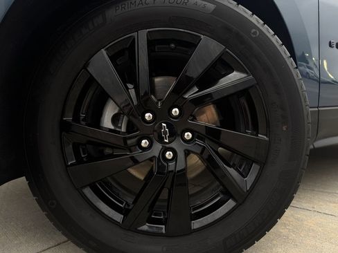 Used 2024 Chevrolet Equinox LS w/ LS Convenience Package FWD image 9