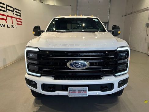 Used 2026 Ford F250 Platinum w/ Tremor Off-Road Package AWD/4WD image 9
