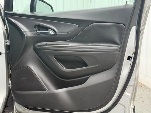 Used 2019 Buick Encore Sport Touring w/ Safety Package FWD image 19