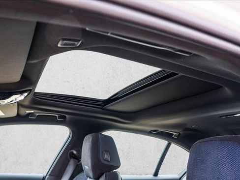 New 2026 BMW i5 eDrive40 AWD/4WD image 11